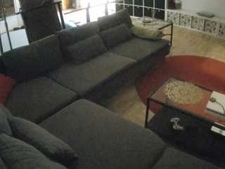 voyeurcam-julmodels-living-3