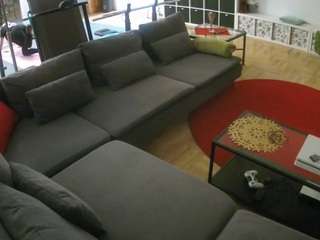 voyeurcam-julmodels-living-3