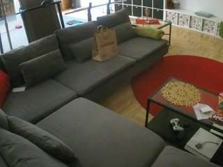 voyeurcam-julmodels-living-3