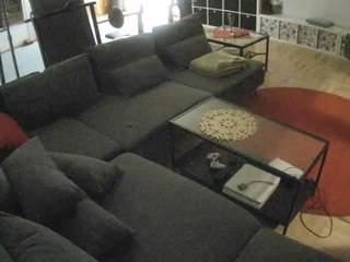 voyeurcam-julmodels-living-3 webcam