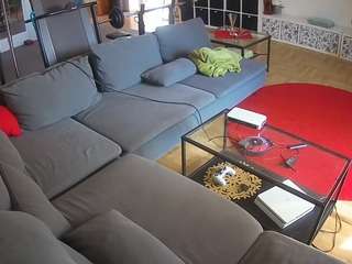 voyeurcam-julmodels-living-3 webcam