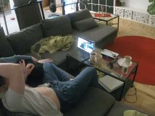 voyeurcam-julmodels-living-3 webcam