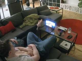 voyeurcam-julmodels-living-3 webcam