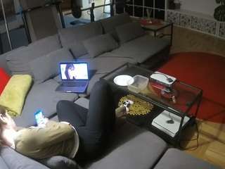 voyeurcam-julmodels-living-3 webcam