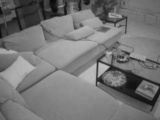 voyeurcam-julmodels-living-3 webcam