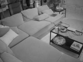 voyeurcam-julmodels-living-3 webcam