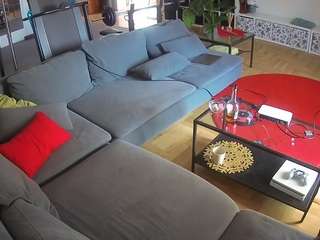 voyeurcam-julmodels-living-3 webcam