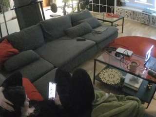 voyeurcam-julmodels-living-3 webcam