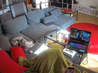 voyeurcam-julmodels-living-3