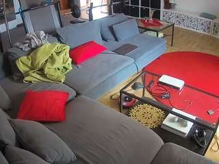 voyeurcam-julmodels-living-3 webcam