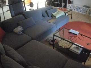 voyeurcam-julmodels-living-3 webcam