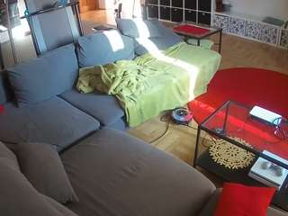 voyeurcam-julmodels-living-3 camsoda