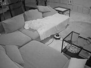 voyeurcam-julmodels-living-3