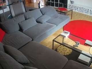 voyeurcam-julmodels-living-3