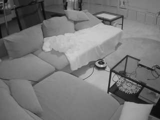 voyeurcam-julmodels-living-3 webcam