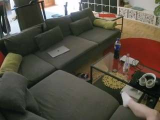 voyeurcam-julmodels-living-3 webcam