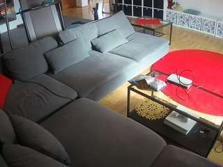 voyeurcam-julmodels-living-3