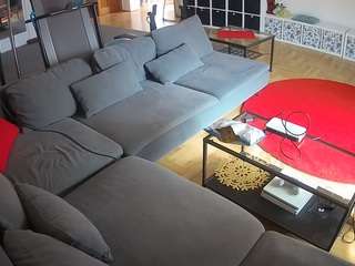 voyeurcam-julmodels-living-3