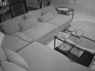 voyeurcam-julmodels-living-3