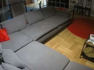 voyeurcam-julmodels-living-3