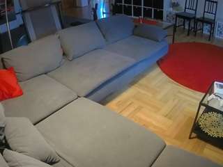 voyeurcam-julmodels-living-3