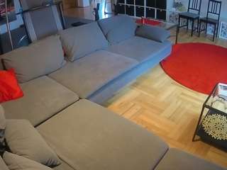 voyeurcam-julmodels-living-3 webcam