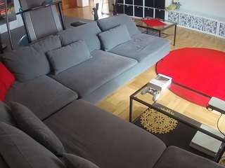 voyeurcam-julmodels-living-3