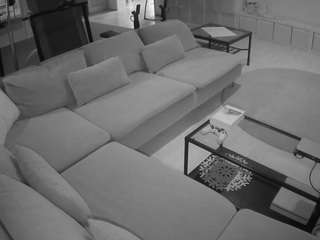 voyeurcam-julmodels-living-3 webcam