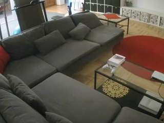 voyeurcam-julmodels-living-3 webcam