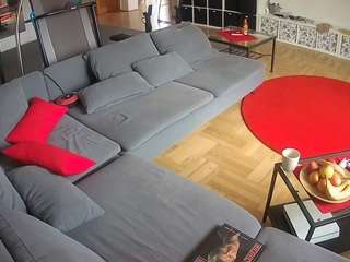 voyeurcam-julmodels-living-3 webcam