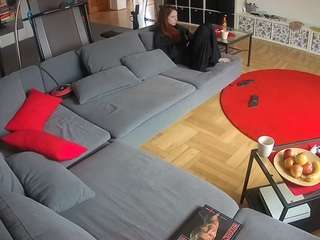 voyeurcam-julmodels-living-3