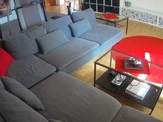 voyeurcam-julmodels-living-3 webcam