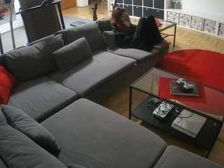 voyeurcam-julmodels-living-3