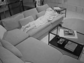 voyeurcam-julmodels-living-3 webcam