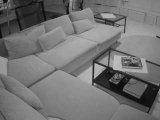 voyeurcam-julmodels-living-3