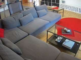 voyeurcam-julmodels-living-3