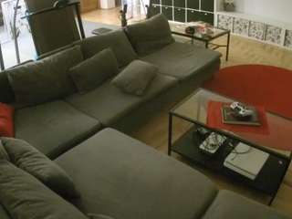 voyeurcam-julmodels-living-3