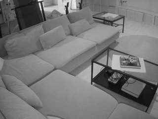 voyeurcam-julmodels-living-3