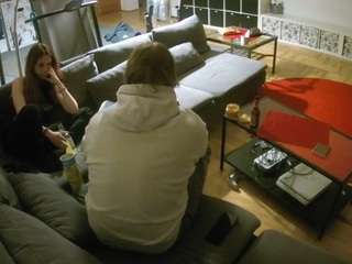 voyeurcam-julmodels-living-3