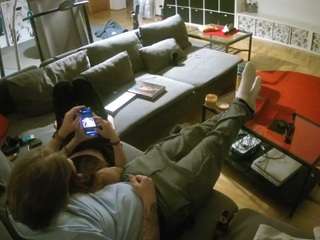 voyeurcam-julmodels-living-3