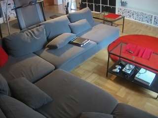 voyeurcam-julmodels-living-3