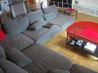 voyeurcam-julmodels-living-3