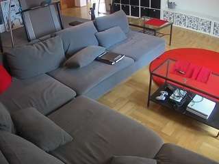 voyeurcam-julmodels-living-3 webcam