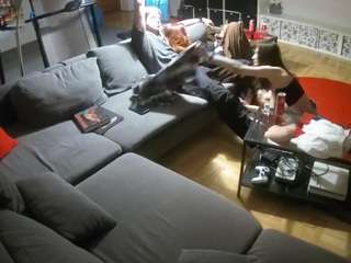 voyeurcam-julmodels-living-3 webcam