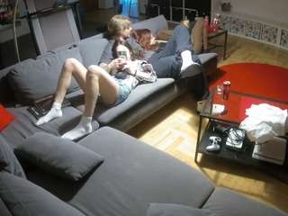voyeurcam-julmodels-living-3 webcam