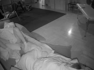 voyeurcam-julmodels-living-3 webcam