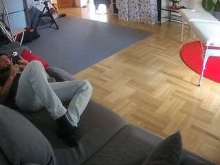 voyeurcam-julmodels-living-3