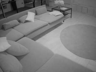 voyeurcam-julmodels-living-3