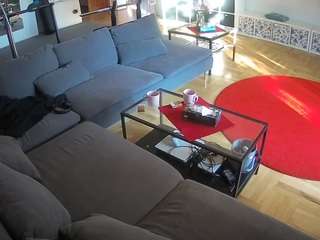 voyeurcam-julmodels-living-3 webcam