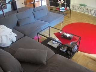 voyeurcam-julmodels-living-3